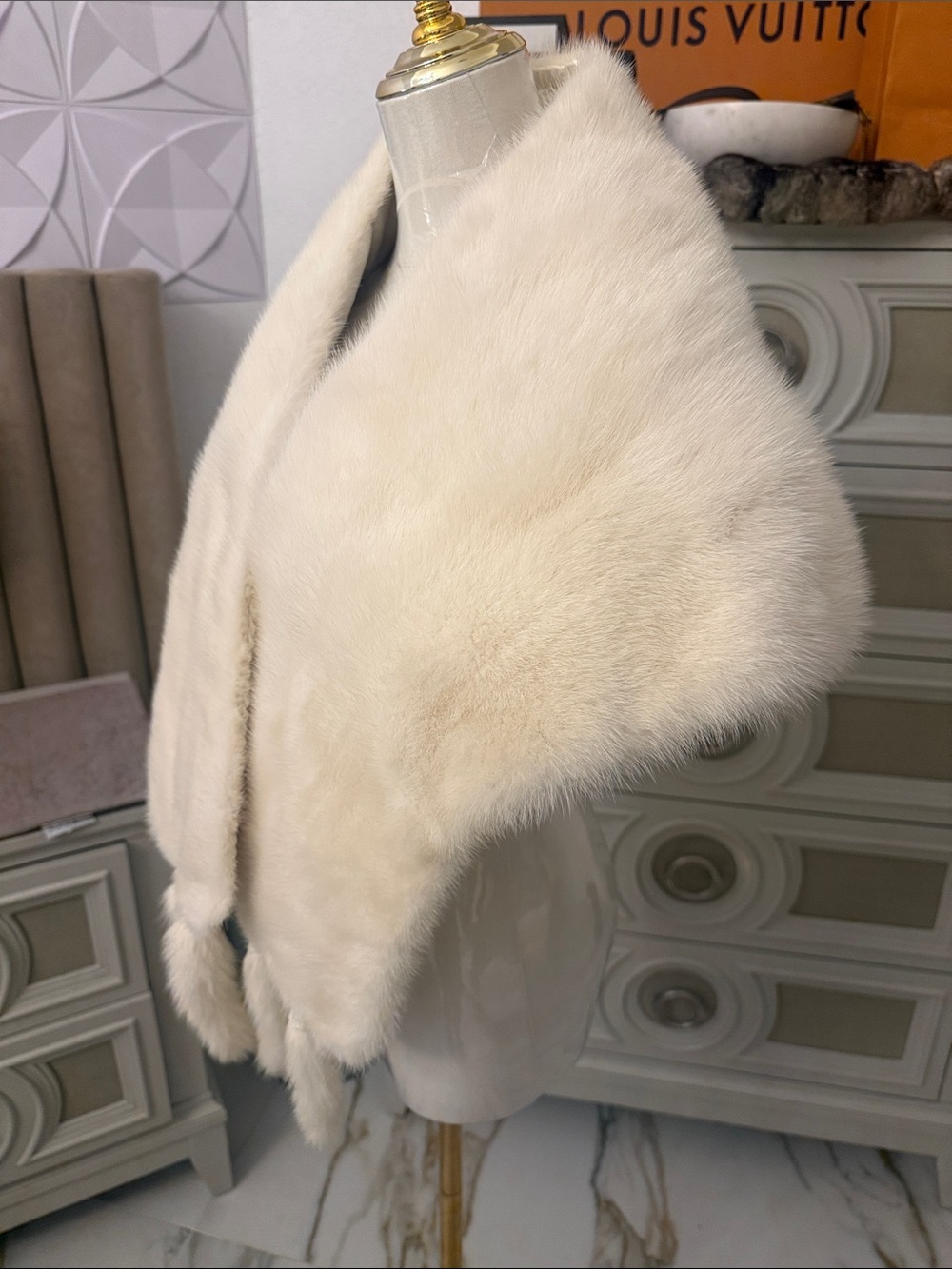 Real mink fur shawl